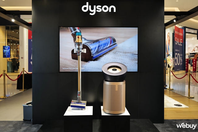 Dyson ra mắt máy hút bụi kiêm lau sàn cao cấp mới tại Việt Nam - Ảnh 1.