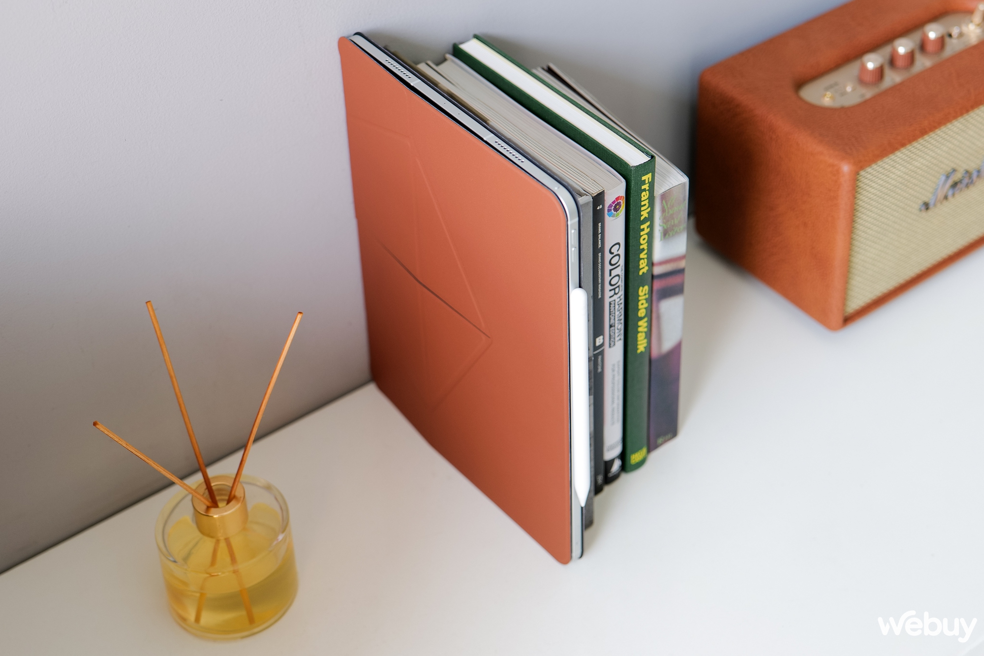 Trên tay MOFT Snap Folio: Ốp lưng kiêm chân đứng gập mở như origami dành cho iPad - Ảnh 5.