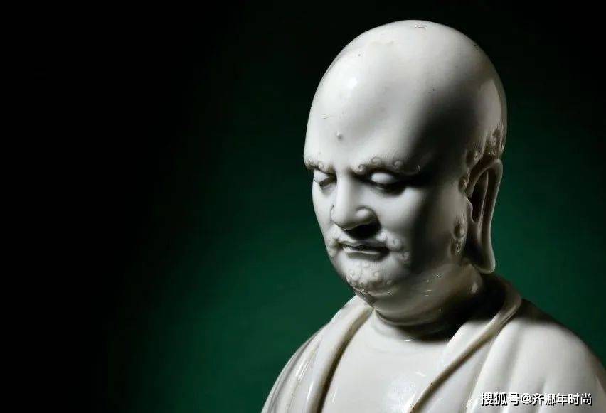 Tình cờ mua bức tượng cũ với giá 1,3 triệu đồng, người đàn ông không ngờ bán được giá gấp 30.000 lần - Ảnh 3.