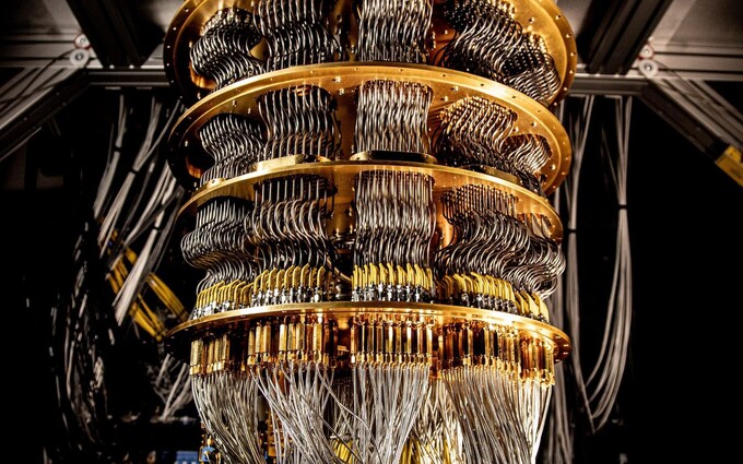 Phép tính khiến siêu máy tính mạnh nhất thế giới mất 47 năm để xử lý, máy tính lượng tử Google hoàn thành trong chớp mắt - Ảnh 1.