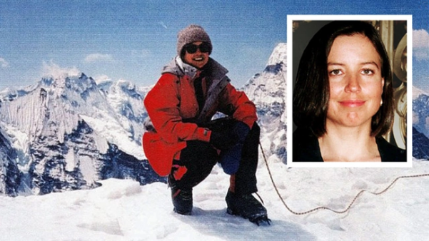 Cô gái trên đỉnh Everest, nhiều người đi qua nhưng phớt lờ, bị &quot;phong ấn&quot; suốt 9 năm trong tuyết: Tại sao không ai dám cứu giúp? - Ảnh 1.