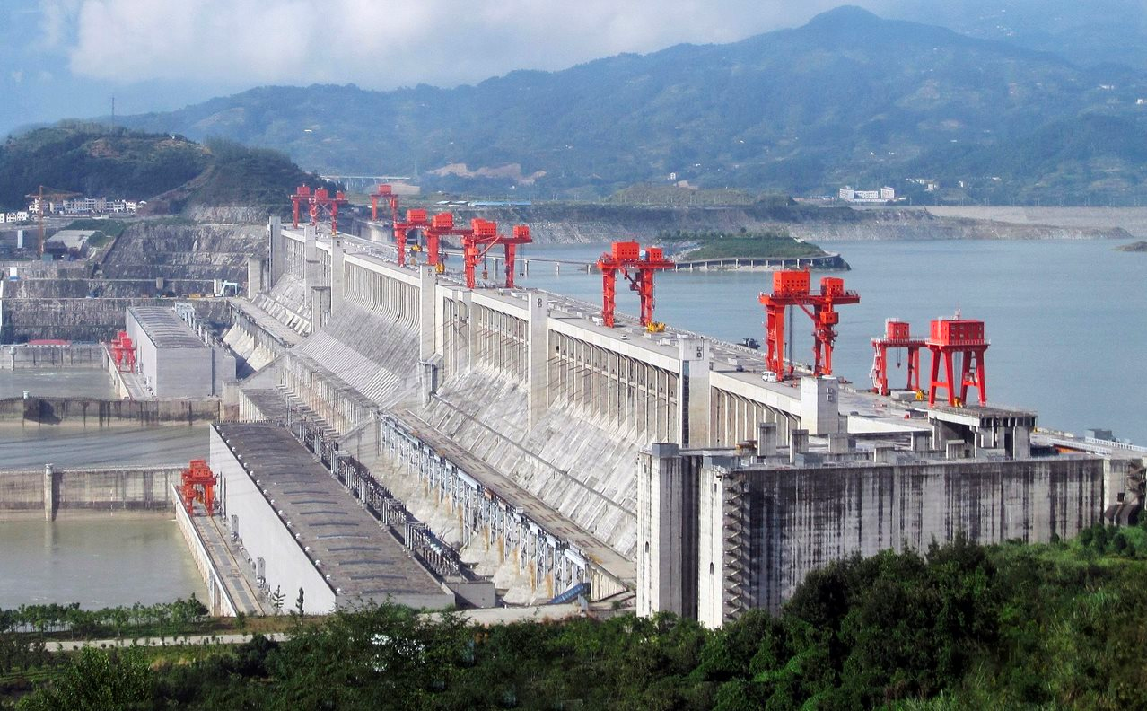 Đập thuỷ điện 'lớn nhất lịch sử nhân loại' sắp được xây dựng ở Trung Quốc: Gấp 3 lần Đập Tam Hiệp, dự kiến cung cấp 300 tỷ kWh điện/năm - Ảnh 2.