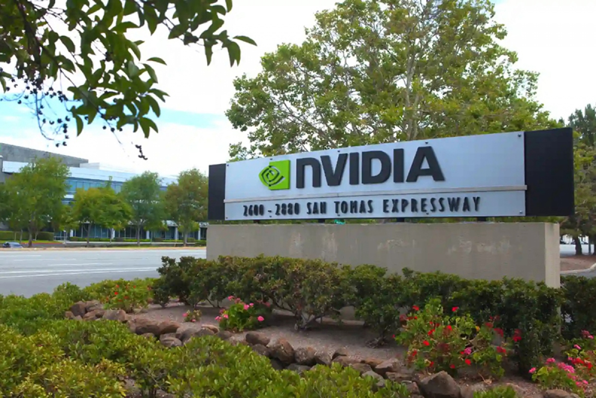 Các gã khổng lồ công nghệ Trung Quốc vung 5 tỷ USD cho Nvidia - Ảnh 1.