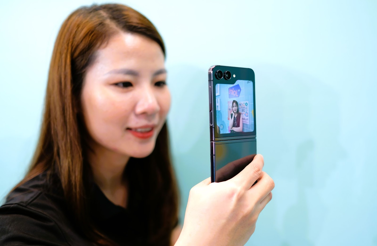 Đánh giá chi tiết Galaxy Z Flip5: Smartphone 'vỏ sò' đáng mua nhất hiện nay - Ảnh 7.
