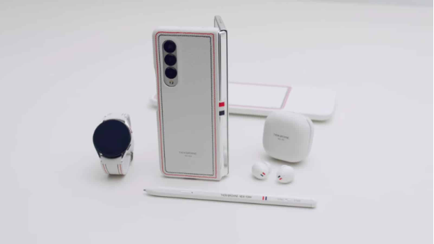 Samsung tiếp tục kết hợp thương hiệu Thom Browne đem tới bộ sưu tập hội tụ tinh hoa công nghệ và thời trang- Ảnh 3.