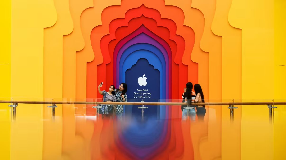 Quốc gia khiến Apple quyết đưa hàng trăm đối tác sản xuất, hàng nghìn kỹ sư rời Trung Quốc, chấm dứt kỷ nguyên 'made in China' - Ảnh 1.