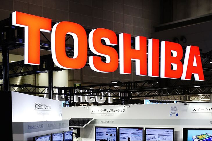 Kết thúc 74 năm 'hoàng kim', Toshiba chính thức 'bán mình' với 13,5 tỷ USD, hủy giao dịch trên sàn chứng khoán - Ảnh 1.