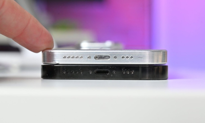 Cầm lên đã thấy iPhone 15 Pro Max đánh bay nhược điểm quan trọng của các mẫu điện thoại &quot;to như chiếc dép&quot;? - Ảnh 2.