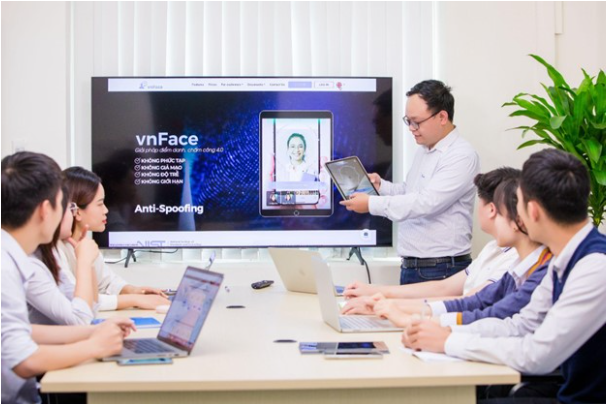 Trợ lý AI chuyên biệt cho người Việt phải dùng dữ liệu riêng của Việt Nam - Ảnh 1.