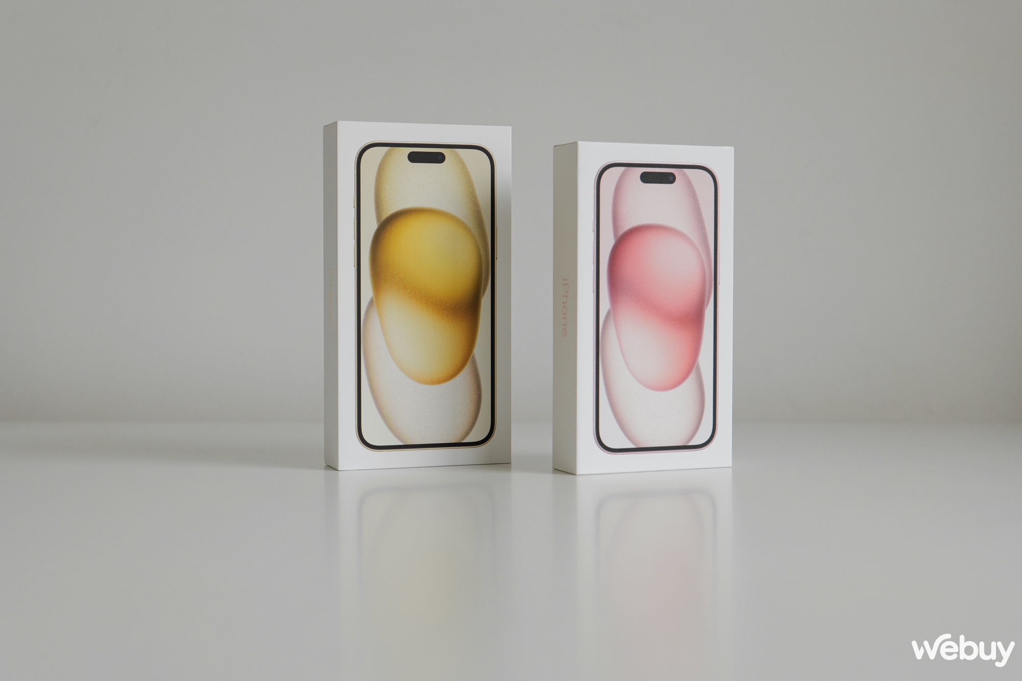 Mở hộp và trải nghiệm sớm iPhone 15 chính hãng: Màu nhẹ nhàng, phù hợp mọi giới tính - Ảnh 1.