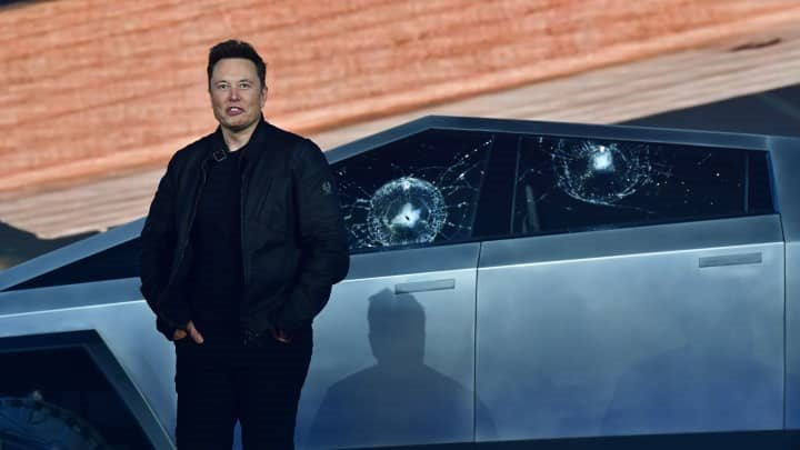 Bán hàng đỉnh cao như Elon Musk: Tung mẫu xe mới, không nêu kích thước, chưa chốt giá vẫn hút 1,9 triệu người đặt cọc, chờ 4 năm chưa được nhận xe - Ảnh 1.