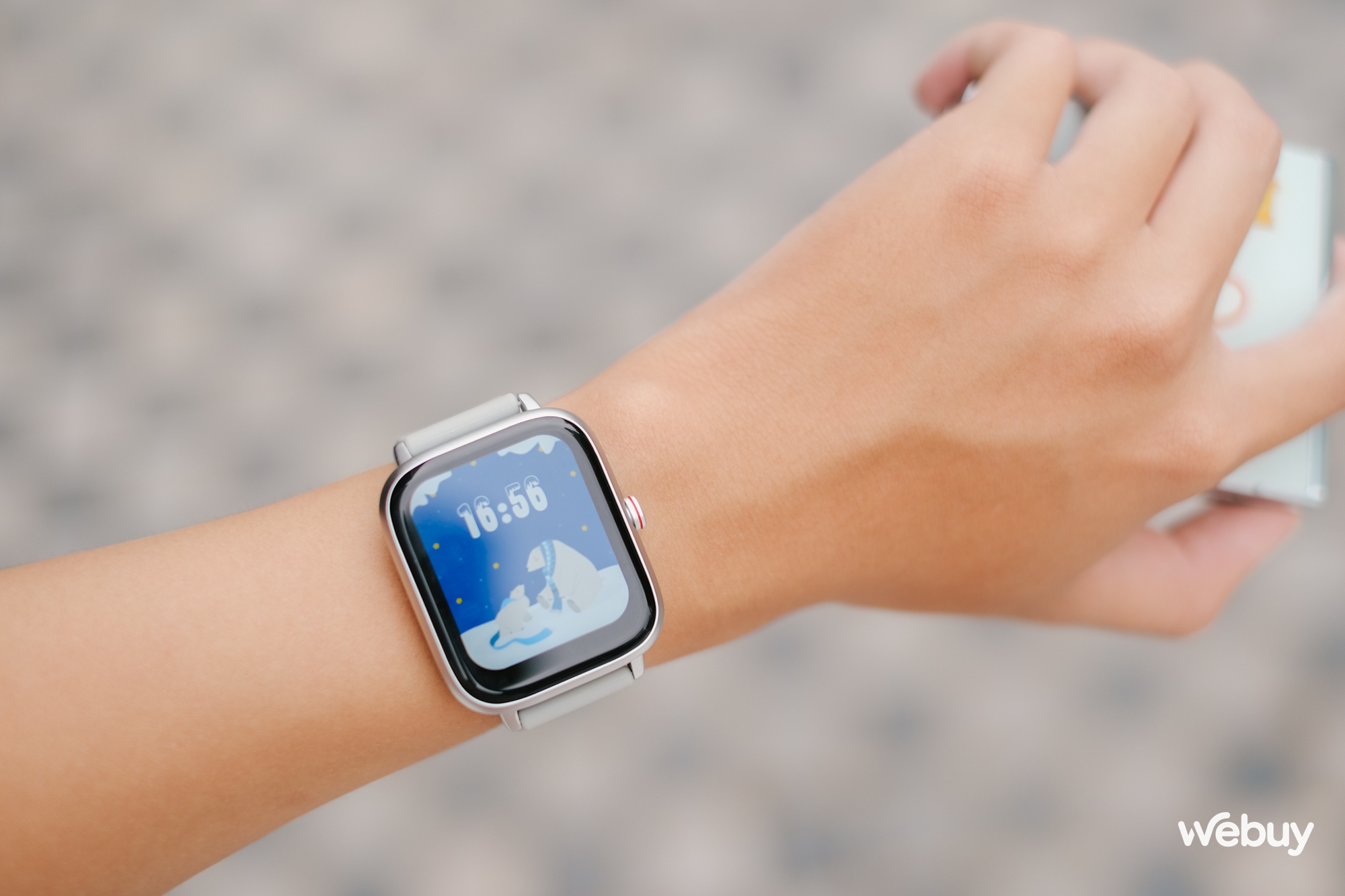 Smartwatch chính hãng giá 490.000 đồng: Thiết kế giống Apple Watch, khung viền nhôm, có loa/mic thoại, pin 7 ngày - Ảnh 8.