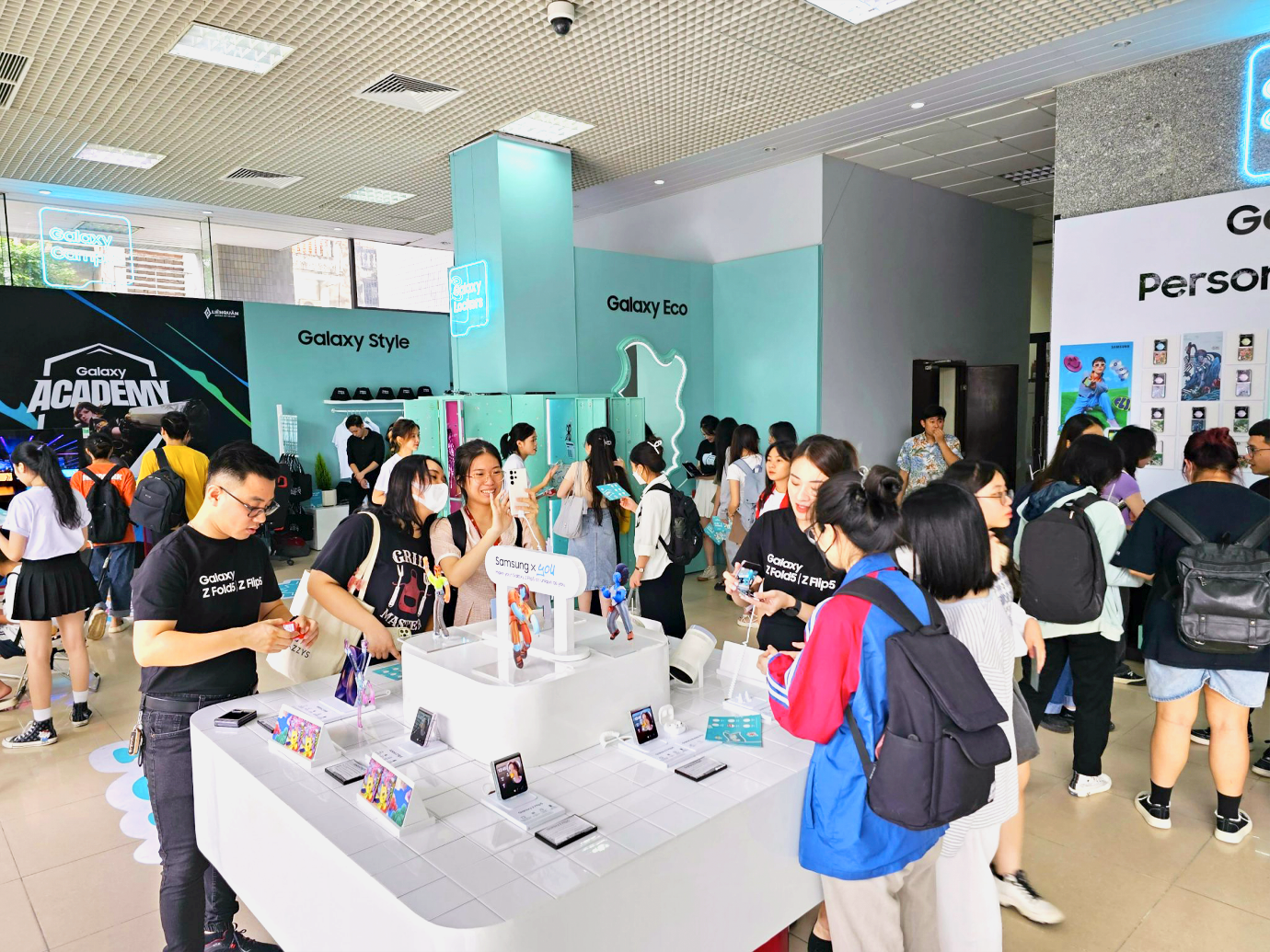 Mua đồ Samsung giảm giá 50%: Chỉ có tại sân chơi công nghệ Galaxy Campus dành riêng cho các bạn sinh viên - Ảnh 2.