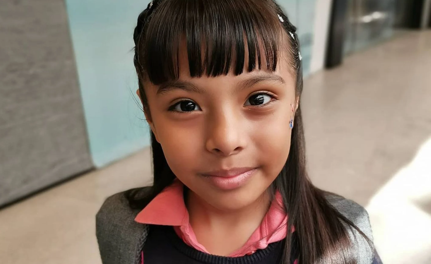 Cô bé Mexico có chỉ số IQ cao hơn Einstein, 11 tuổi học Thạc sĩ: Mắc tự kỷ, bị xa lánh, chuyển trường 3 lần - Ảnh 2.