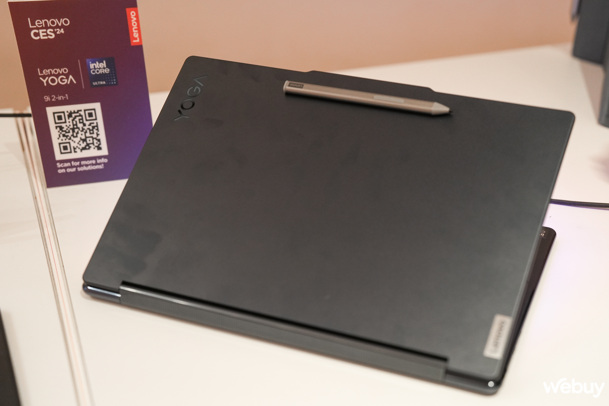Đây là laptop 2 màn hình Lenovo Yoga Book 9i: Mở ra hàng loạt cách sử dụng độc đáo- Ảnh 14.