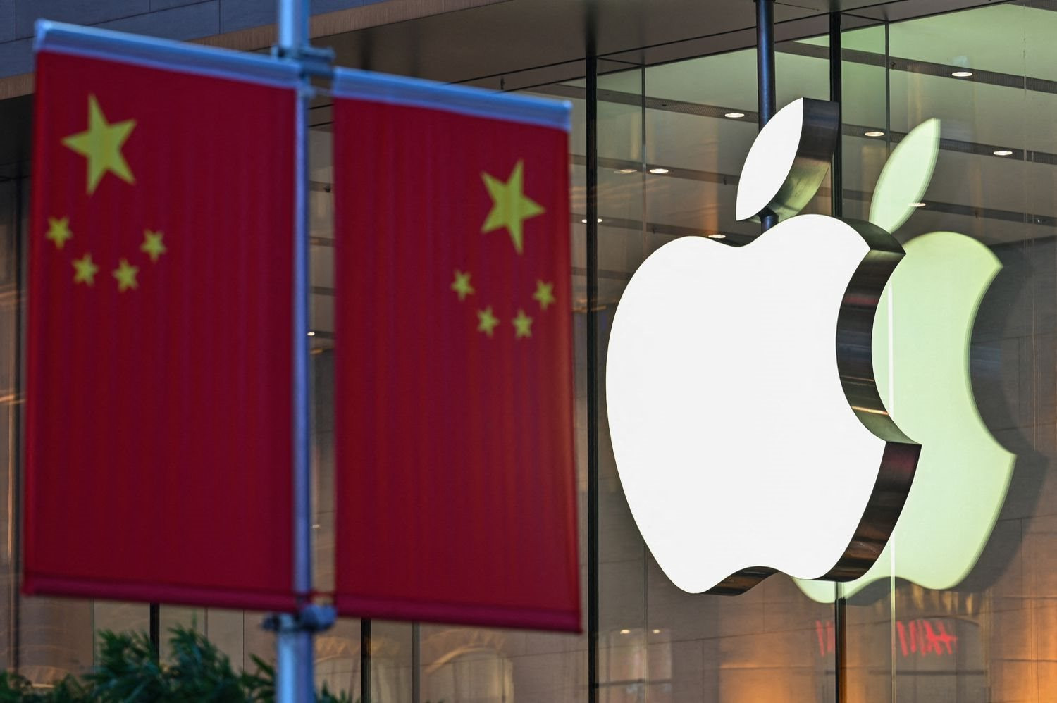 "3,5 tỷ USD của Apple sắp đến tay người dùng iPhone, sao lại trừ chúng ta?" - Người Trung Quốc than vãn- Ảnh 3.