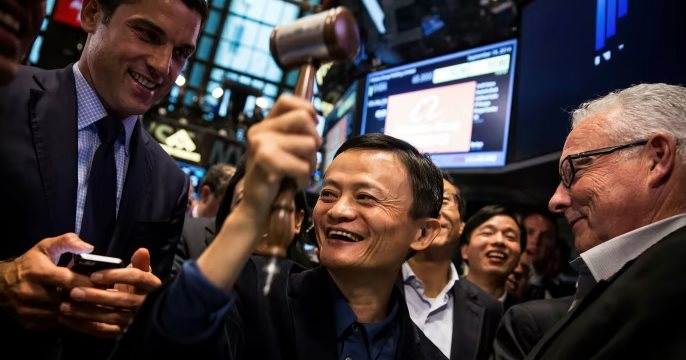 Cuộc đời thăng trầm của tỷ phú Jack Ma: Từ giáo viên Tiếng Anh với cuộc sống khốn khó tới tỷ phú công nghệ, giờ về làm "anh nông dân" nhưng liệu có thể một lần nữa tạo ra đột phá?- Ảnh 3.