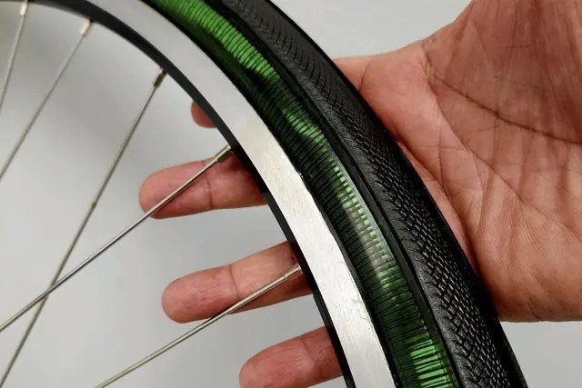 NASA đã phát minh ra bánh xe không bao giờ bị thủng, và giờ bạn có thể mua chúng- Ảnh 3.