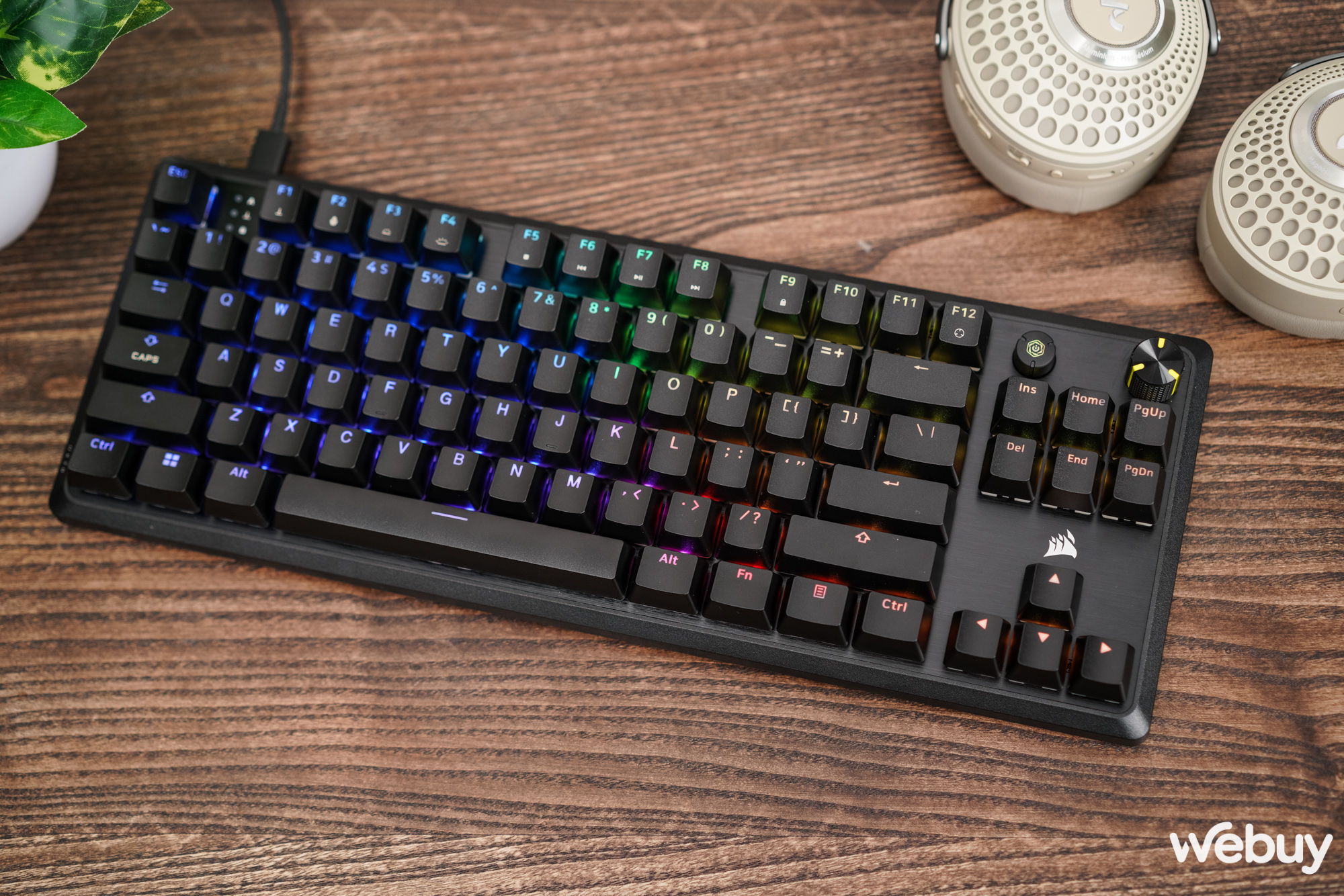 Trải nghiệm bàn phím cơ Corsair K70 Core TKL: Đơn giản mà hiệu quả- Ảnh 4.