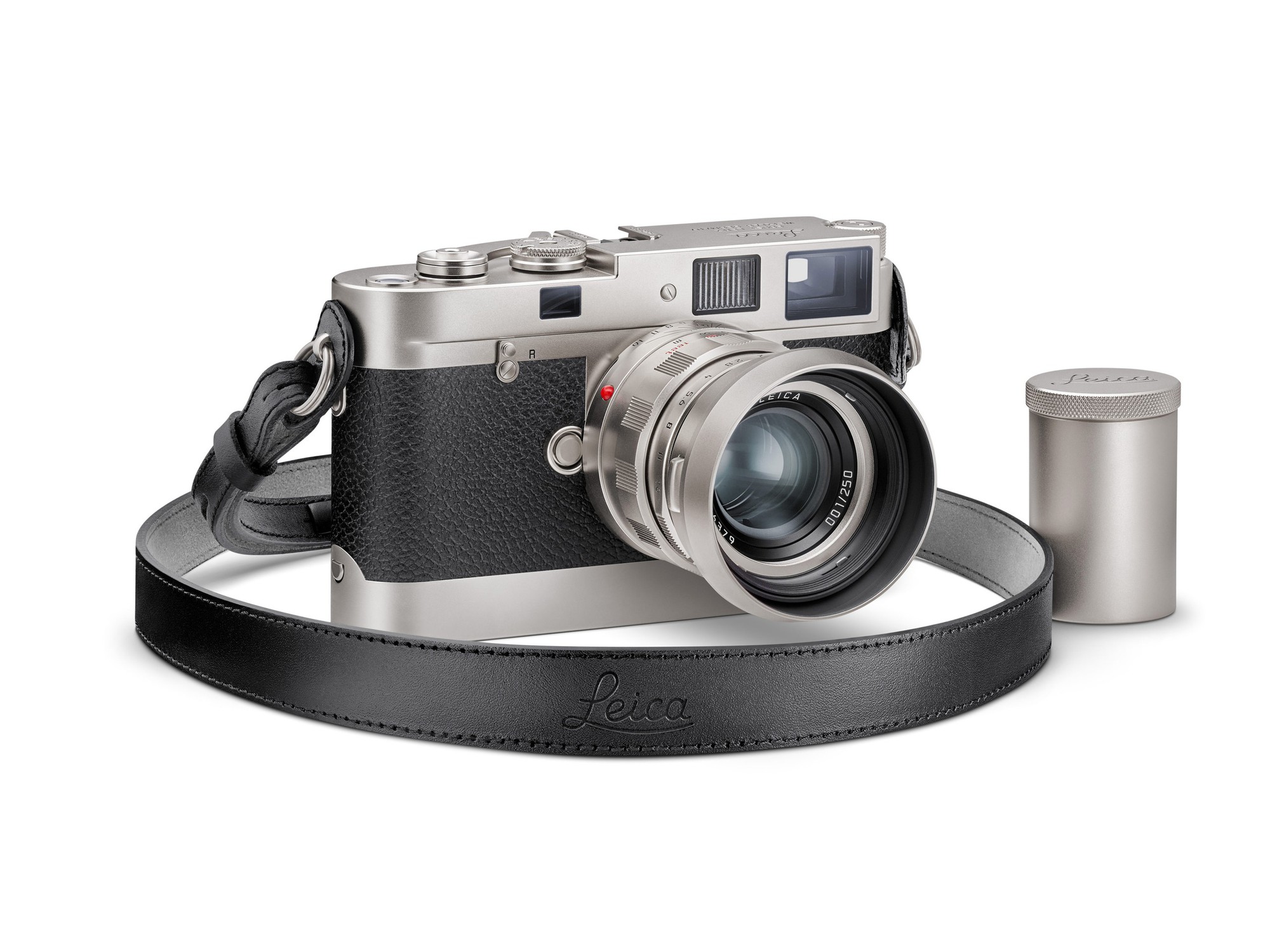 Leica kỷ niệm 70 năm ra mắt dòng M Series với chiếc máy ảnh mạ bạch kim, giá tới 23.000 USD- Ảnh 1.