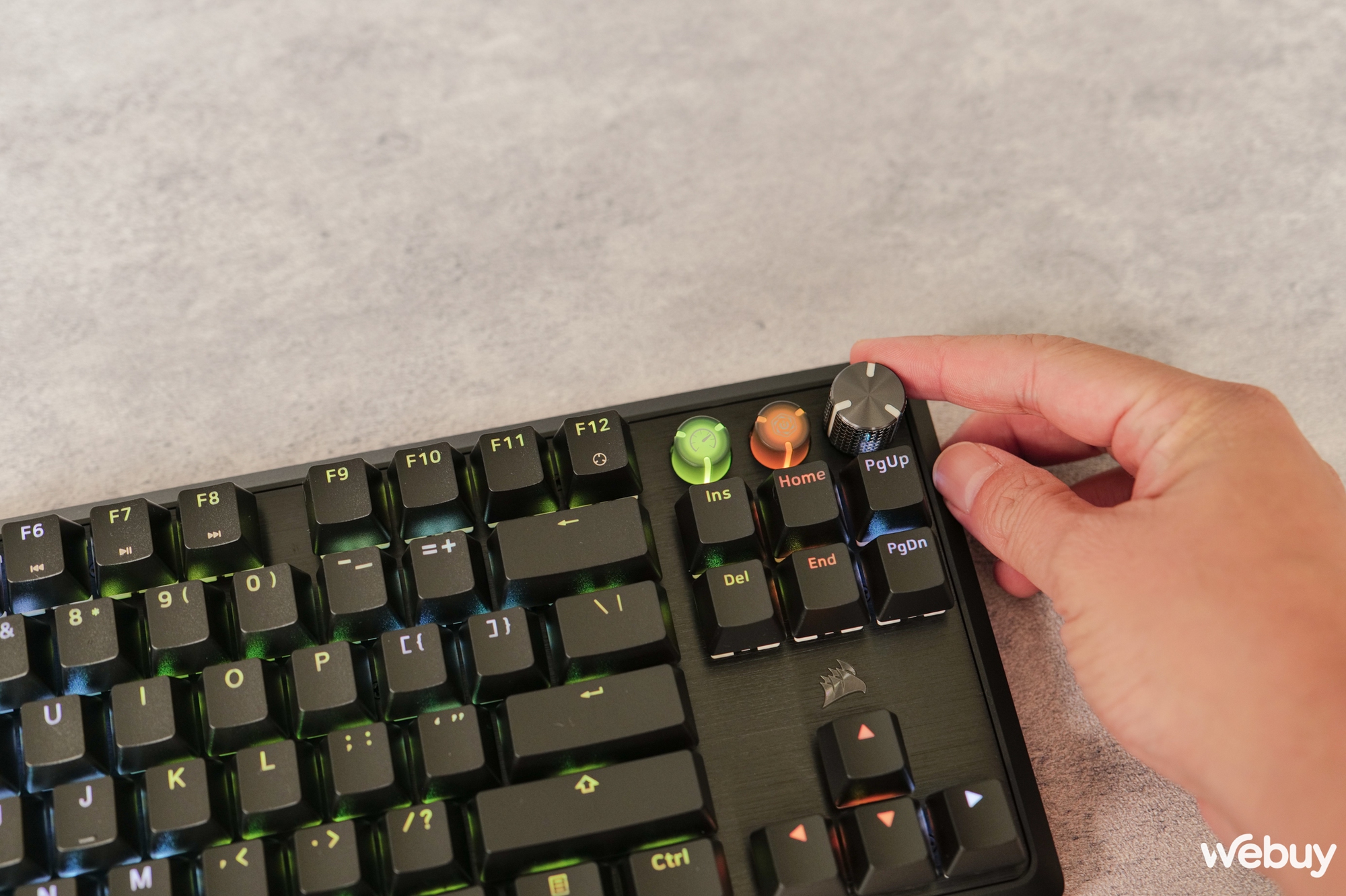 Trải nghiệm Corsair K70 Pro TKL: Nâng cấp lớn nhờ switch nam châm Hall Effect- Ảnh 12.