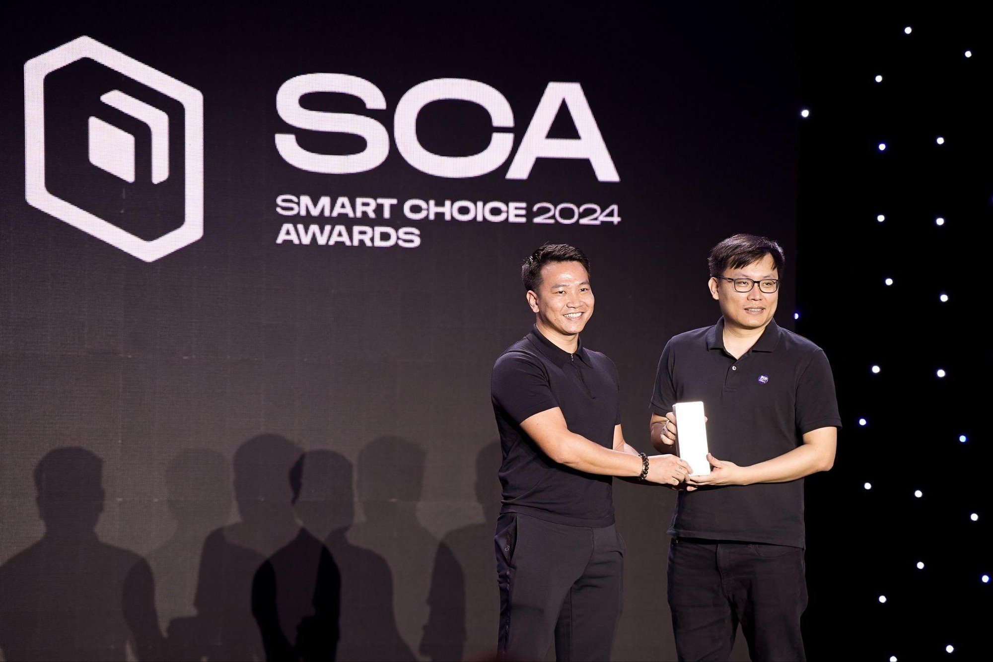 CEO Ninety Eight trao giải Smart Choice Awards tại Gala Better Choice Awards- Ảnh 1.