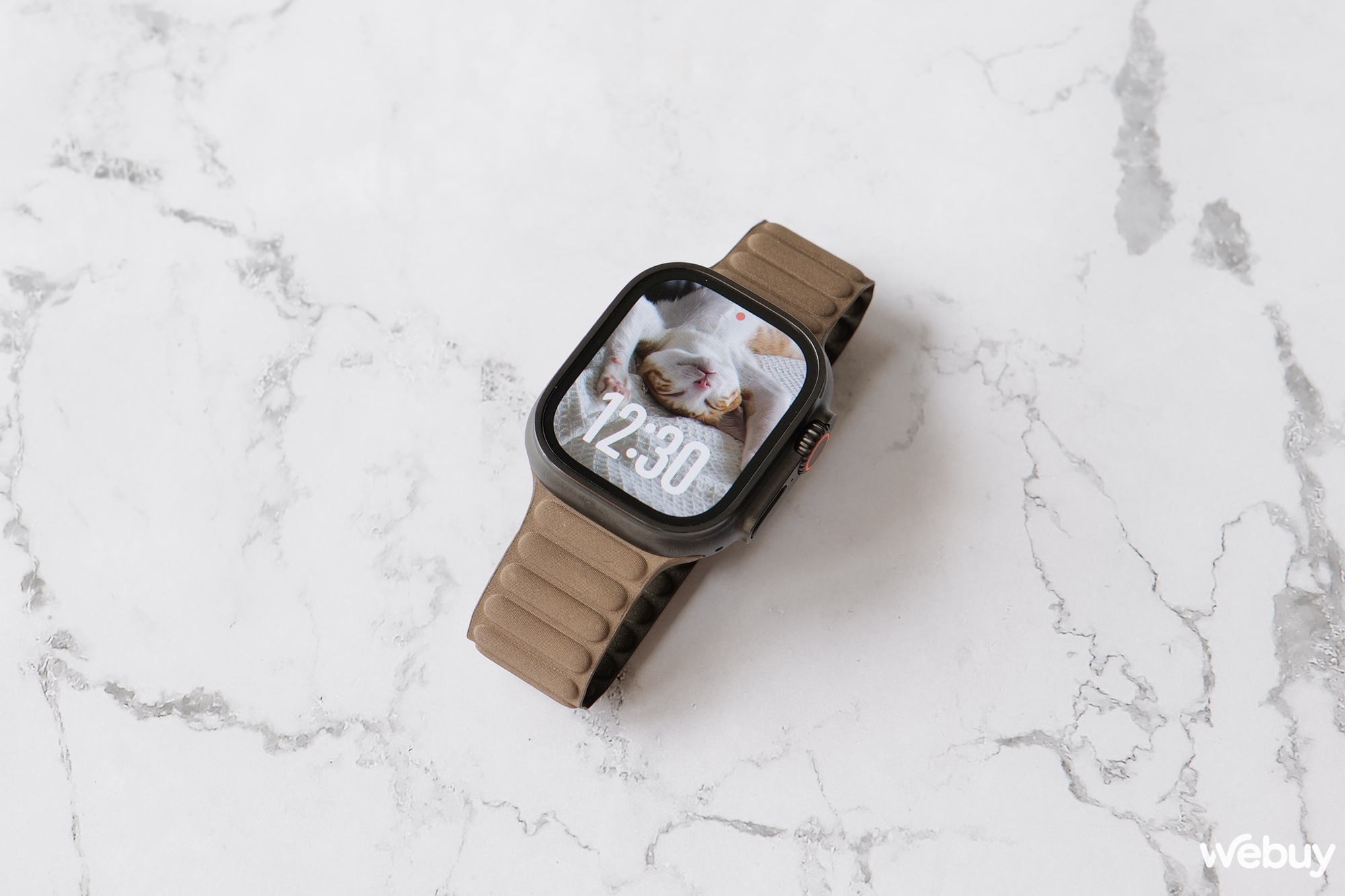 Sạc Apple Watch thế nào cho hợp lý?- Ảnh 1.