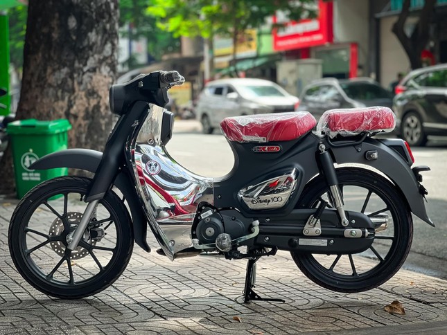 Honda Super Cub phiên bản Disney giá hơn 200 triệu đồng tại Việt Nam- Ảnh 8.