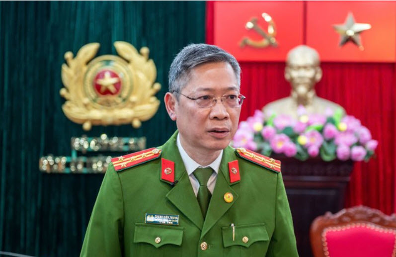 Nam sinh viên FPT bị lừa 8 tỷ vì tin tưởng kênh Facebook, TikTok toàn siêu xe, nhà ở đắt tiền của Mr Pips- Ảnh 2. Nam sinh viên FPT bị lừa 8 tỷ vì tin tưởng kênh Facebook, TikTok toàn siêu xe, nhà ở đắt tiền của Mr Pips- Ảnh 2.