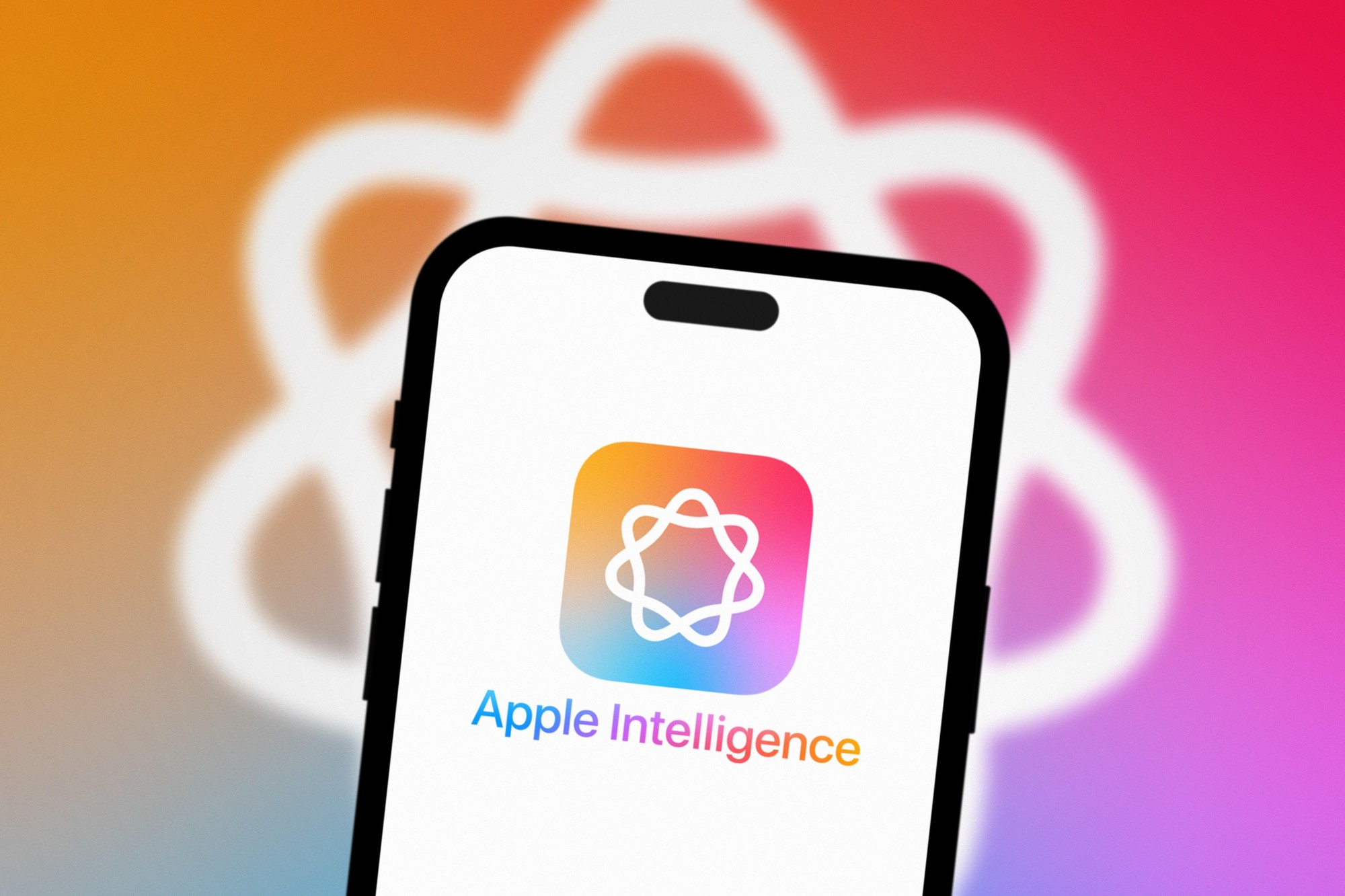 Phát tán nhầm tin giả, một tính năng trong Apple Intelligence bị đề nghị gỡ bỏ hoàn toàn- Ảnh 2.