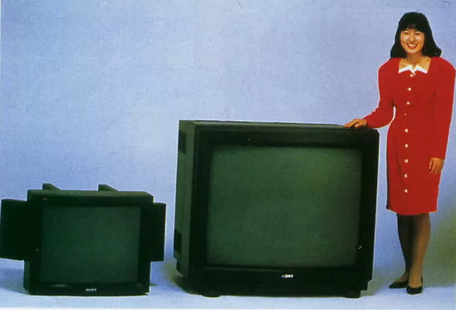 Tưởng chỉ là truyền thuyết, chiếc TV CRT lớn nhất thế giới bất ngờ tái xuất sau 30 năm mất tích và được giải cứu ngoạn mục- Ảnh 1. Tưởng chỉ là truyền thuyết, chiếc TV CRT lớn nhất thế giới bất ngờ tái xuất sau 30 năm mất tích và được giải cứu ngoạn mục- Ảnh 1.