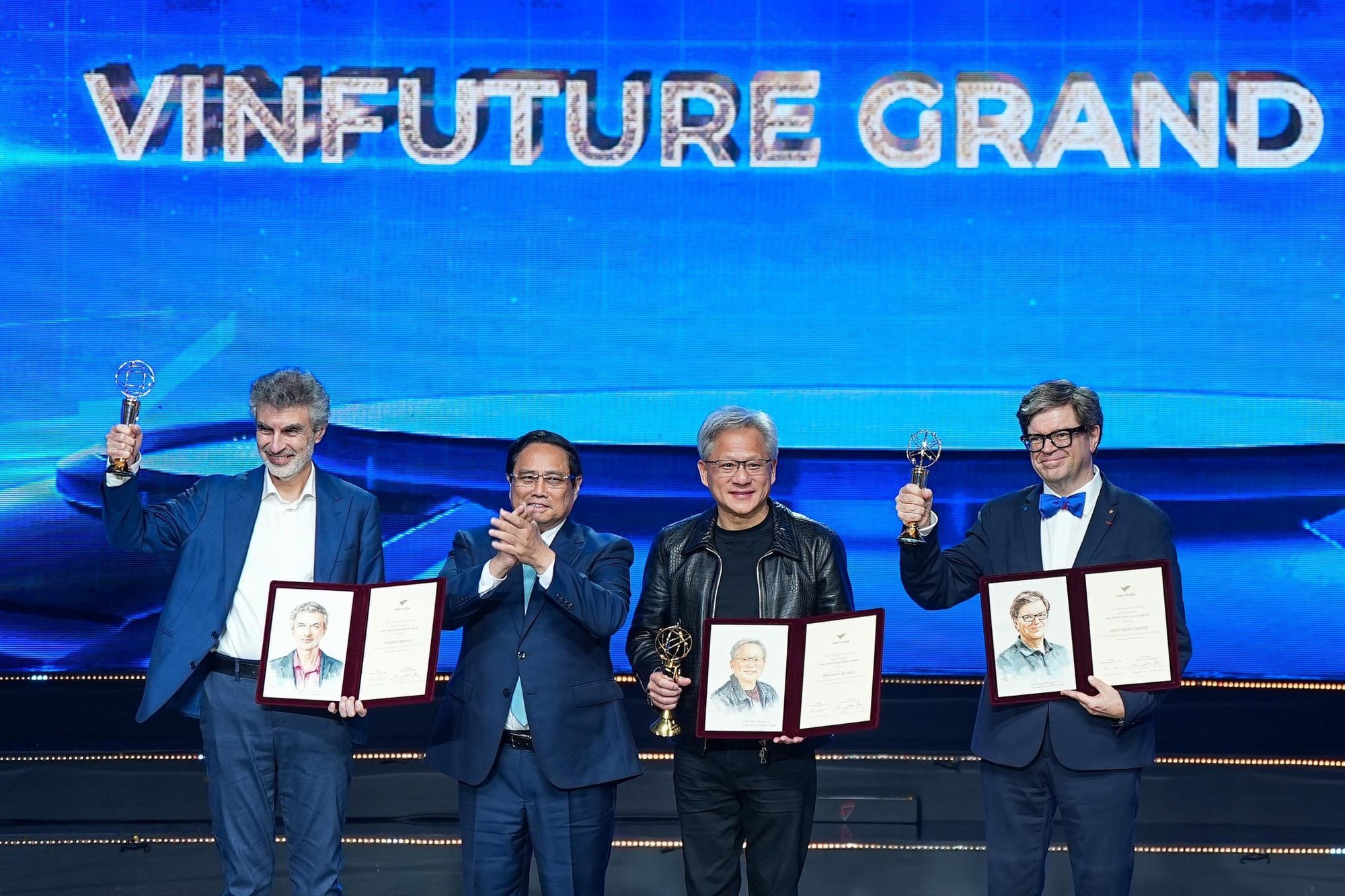 Chủ tịch NVIDIA giành giải thưởng chính VinFuture 2024- Ảnh 1.