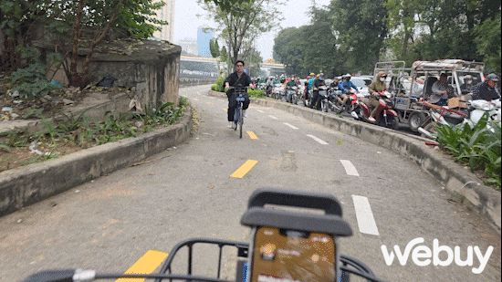 Mùng 3 tập thể dục 'tiêu bánh chưng': Trải nghiệm phố xe đạp đầu tiên tại Hà Nội- Ảnh 7.