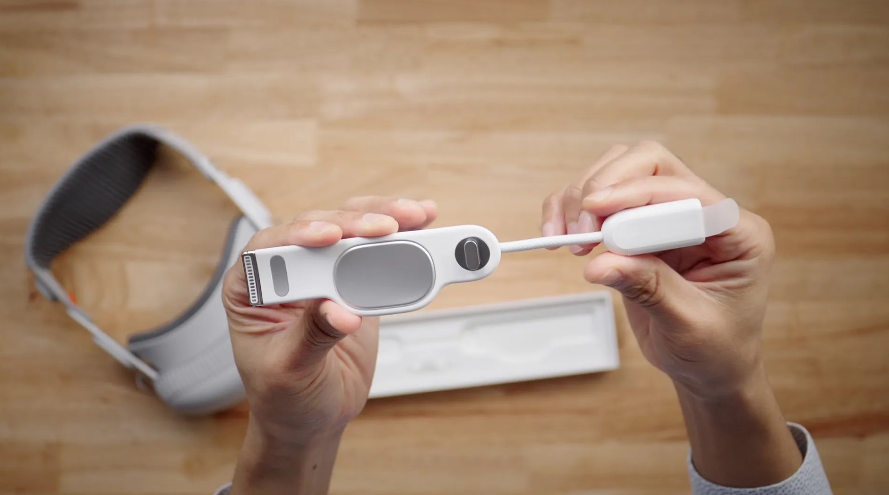 Apple phát hành bản cập nhật cho phép người dùng tự reset kính Vision Pro tại nhà mà không phải tốn 7 triệu- Ảnh 1.