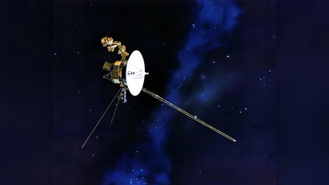 Tàu thăm dò Voyager 1 của NASA “im bặt” hơn 3 tháng, cần phép màu để cứu nó- Ảnh 1.