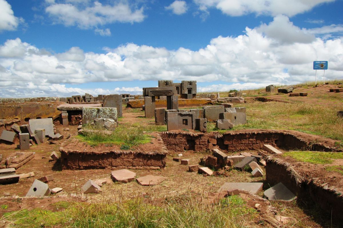 Tiwanaku: Câu đố khổng lồ về những tàn tích cổ xưa ở Bolivia đã khiến các nhà khoa học bối rối từ lâu- Ảnh 2.