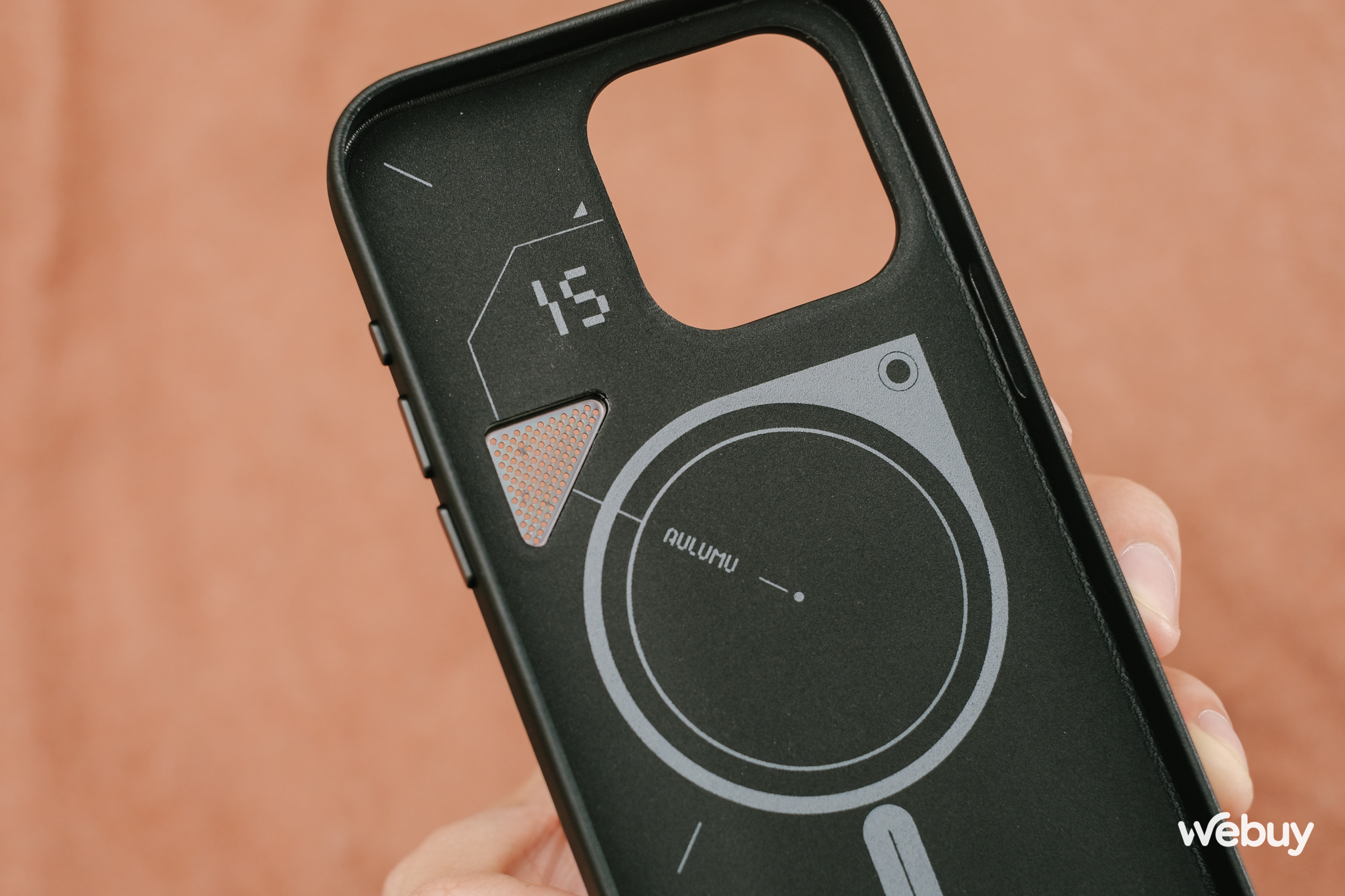 Ốp lưng độc lạ cho iPhone 15 Pro Max: Thiết kế "tương lai", có MagSafe và tản nhiệt, giá chỉ từ 600.000 đồng- Ảnh 16.