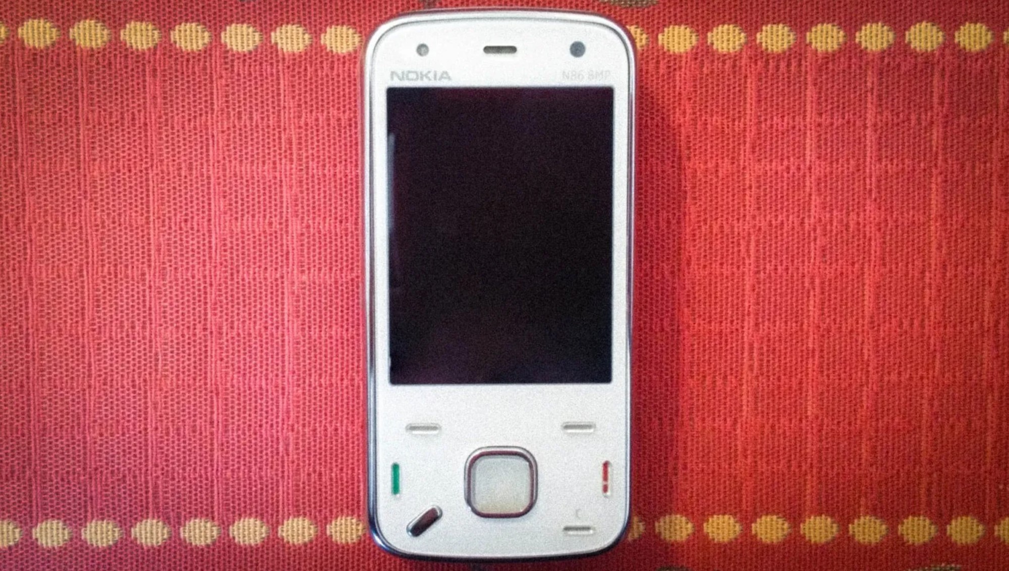 Dù rất hoài cổ về thời kỳ Nokia, Sony Ericsson, nhưng nhìn lại chúng thật tệ so với smartphone ngày nay- Ảnh 4.