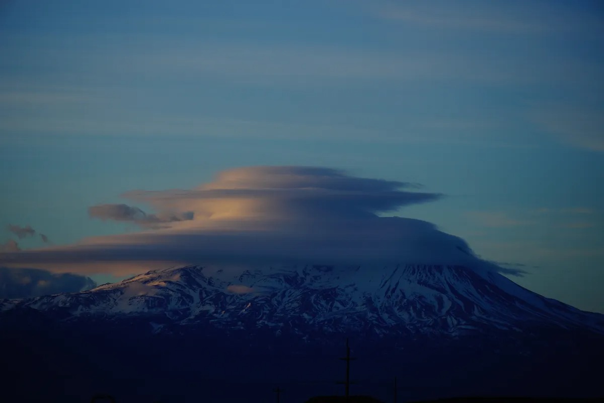 Những bí ẩn chưa có lời giải của núi Shasta!- Ảnh 4.