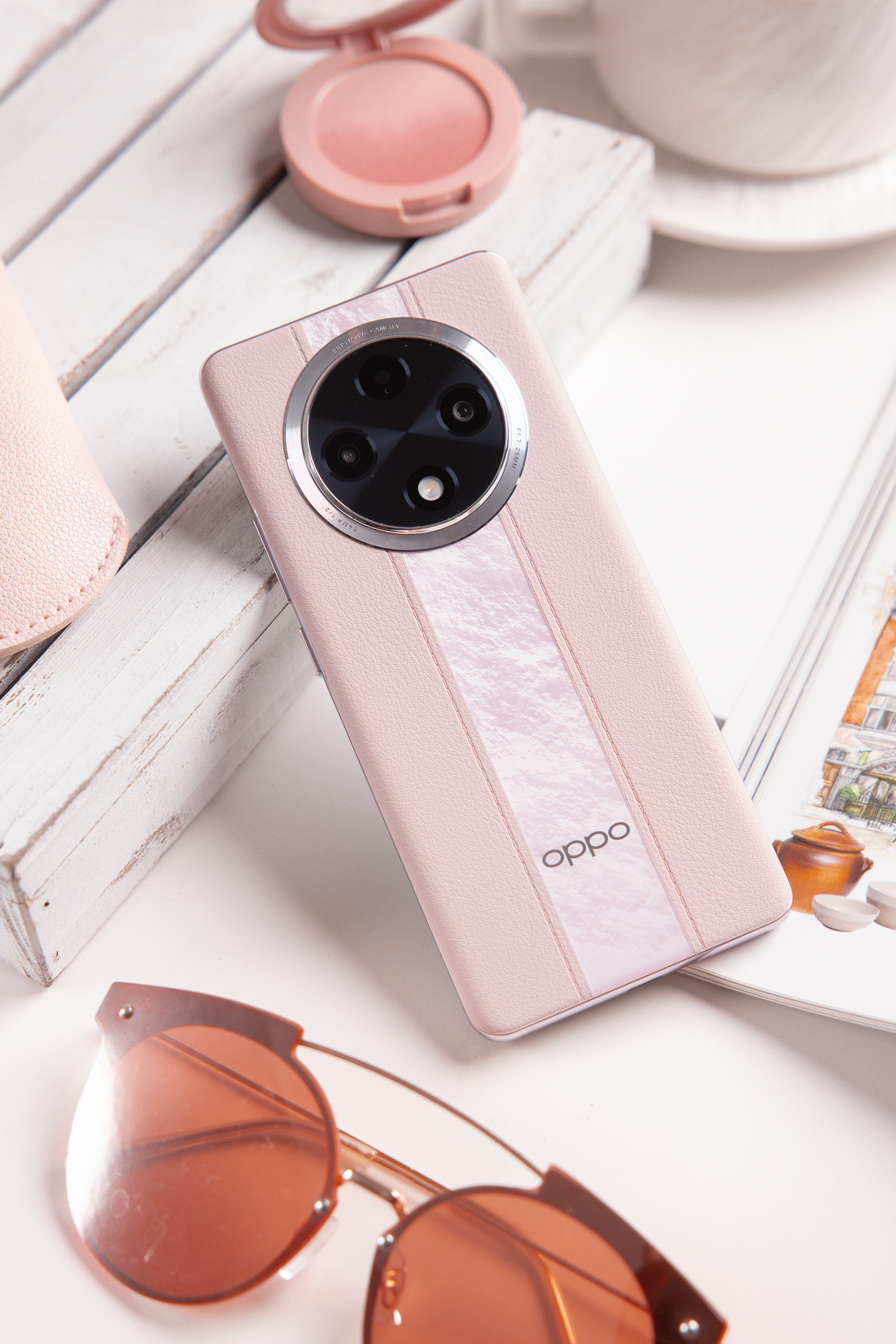 OPPO ra mắt smartphone tầm trung 