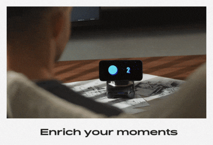 AI robot này dùng iPhone làm khuôn mặt, biết cáu giận, trò chuyện bằng ChatGPT, giá từ hơn 3 triệu nếu mua sớm- Ảnh 6.
