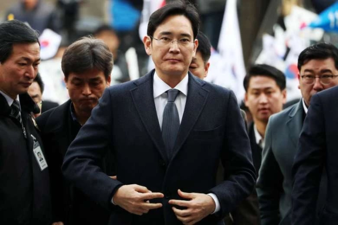 Thái tử Samsung lần đầu trở thành người giàu nhất Hàn Quốc- Ảnh 1.