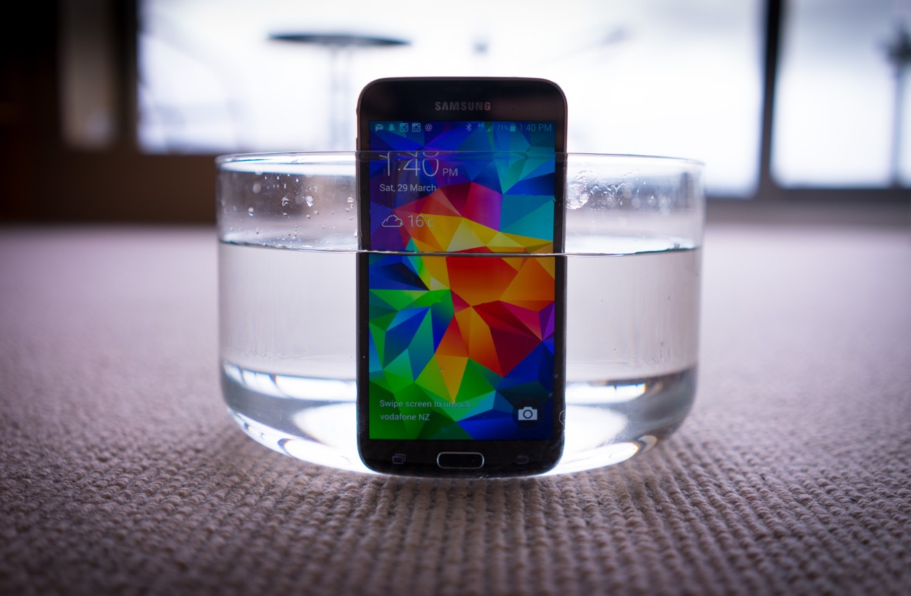 Galaxy S5 10 năm nhìn lại: Nhiều điểm tốt nhưng lại bị ghét bỏ bởi điều này- Ảnh 3.