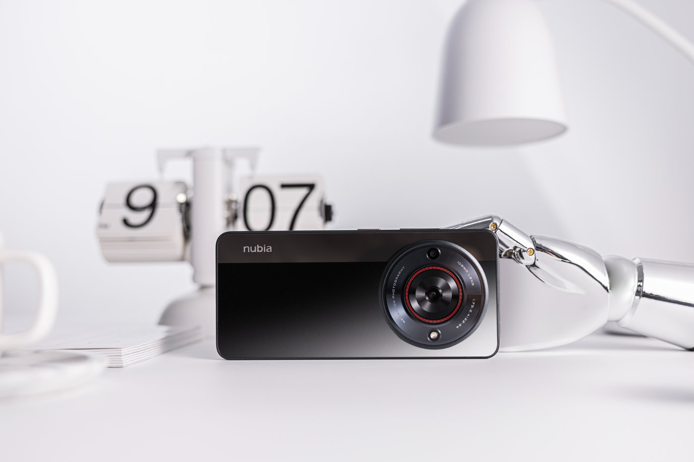 Ra mắt điện thoại giá dưới 3 triệu có camera 108MP, màn hình 120Hz, bộ nhớ 256GB, pin 5000mAh, tích hợp AI- Ảnh 2.