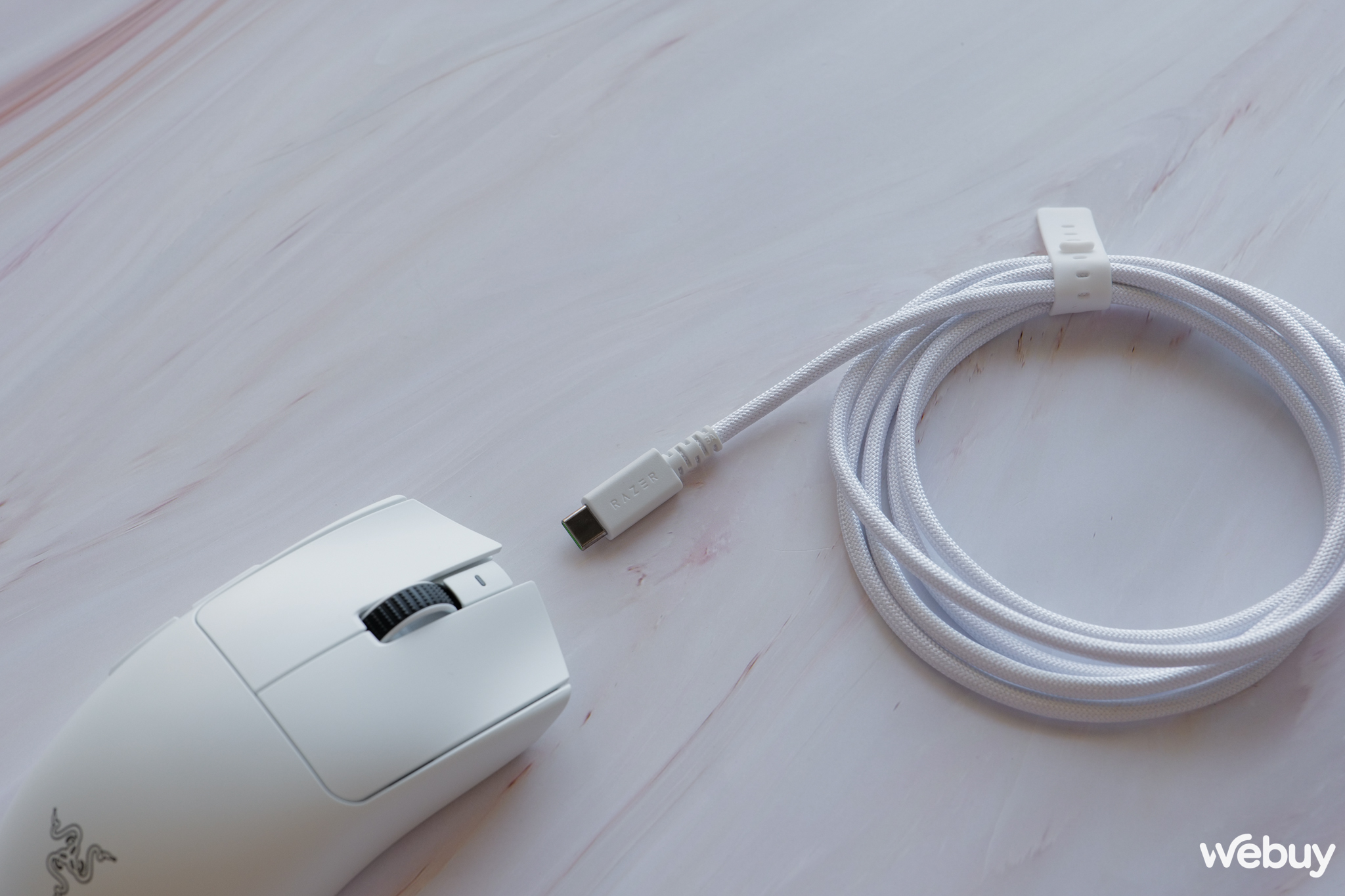 Trên tay Razer Viper V3 Pro: Chuột không dây siêu nhẹ hướng tới tuyển thủ eSports- Ảnh 3. Trên tay Razer Viper V3 Pro: Chuột không dây siêu nhẹ hướng tới tuyển thủ eSports- Ảnh 3.