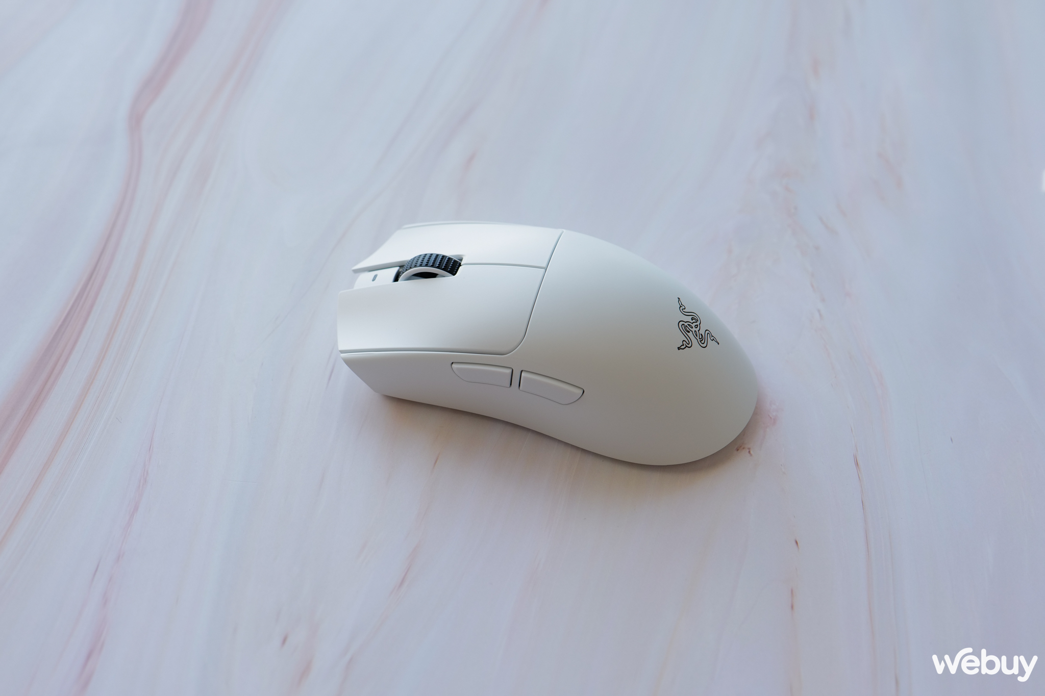 Trên tay Razer Viper V3 Pro: Chuột không dây siêu nhẹ hướng tới tuyển thủ eSports- Ảnh 6. Trên tay Razer Viper V3 Pro: Chuột không dây siêu nhẹ hướng tới tuyển thủ eSports- Ảnh 6.