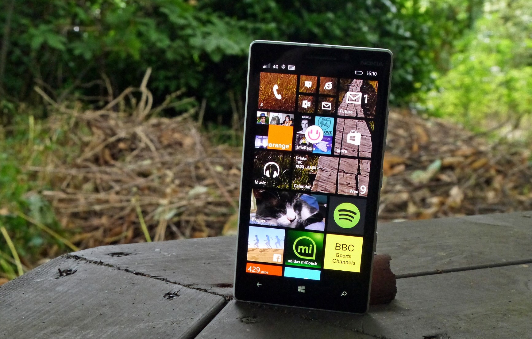 Windows Phone không còn nữa, nhưng 7 mẫu smartphone này sẽ luôn được nhớ đến như đại diện tuyệt nhất cho một thời đại đã qua- Ảnh 6.