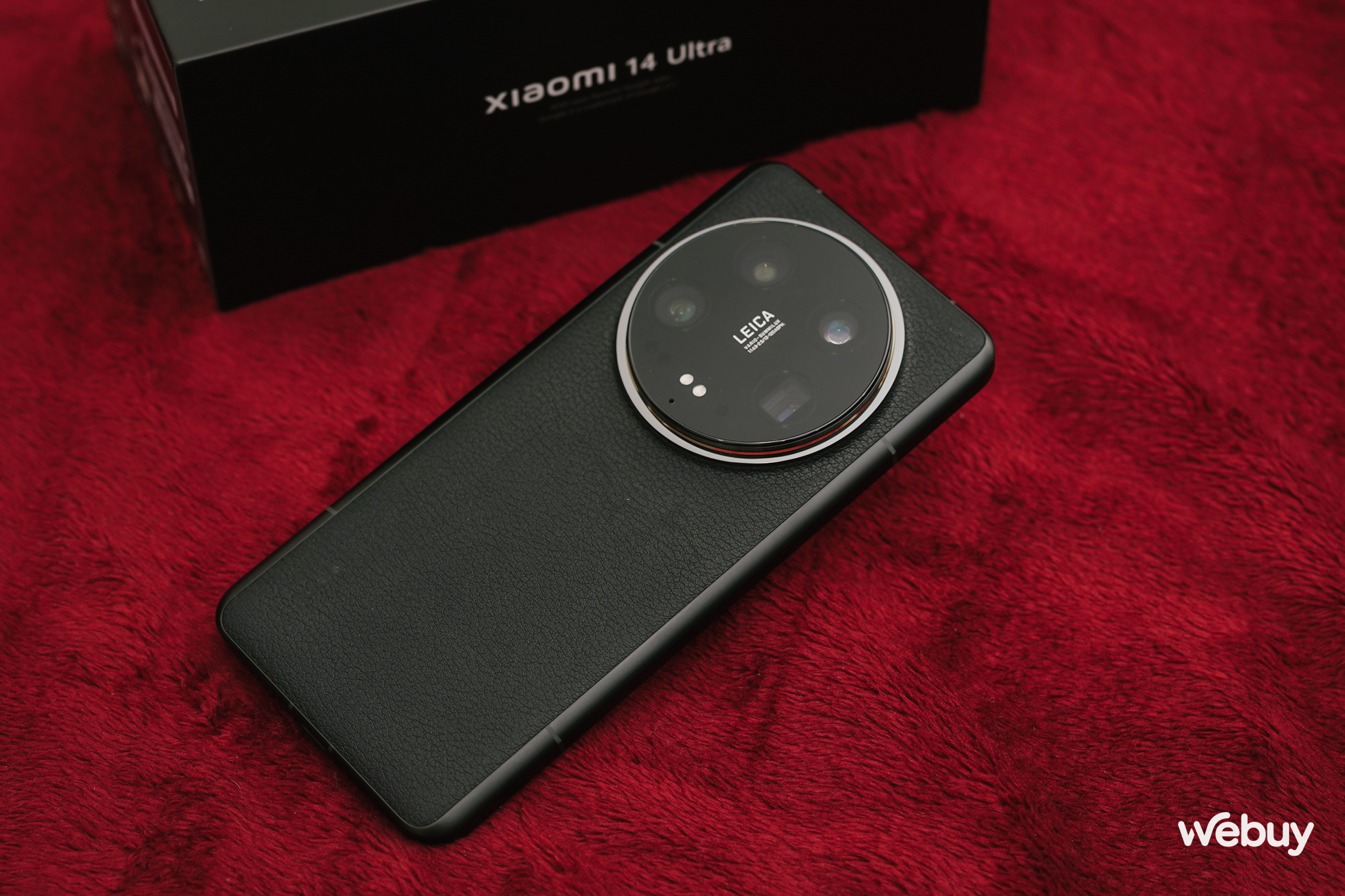 Mở hộp Xiaomi 14 Ultra chính hãng kèm bộ phụ kiện chụp ảnh cực chất: Máy ảnh compact giá hơn 30 triệu đồng dành cho các 