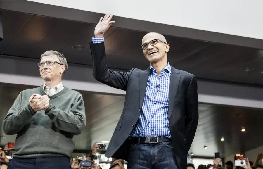Chỉ có thể là Bill Gates: 7 năm trước đã thấy trước một trật tự thế giới mới với các 'đặc vụ AI' kiến thức siêu nhiên như ChatGPT - một tay sau màn đưa Microsoft thành công ty 3.000 tỷ USD- Ảnh 2.