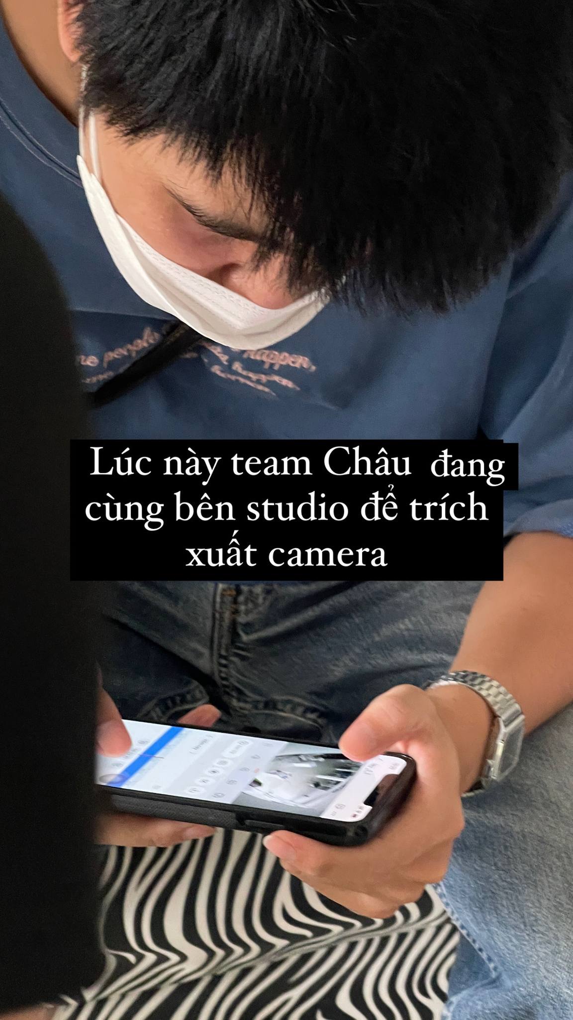 NÓNG: Châu Bùi bị quay lén trong WC của 1 studio chụp ảnh, thủ đoạn gắn camera rất tinh vi!- Ảnh 8.